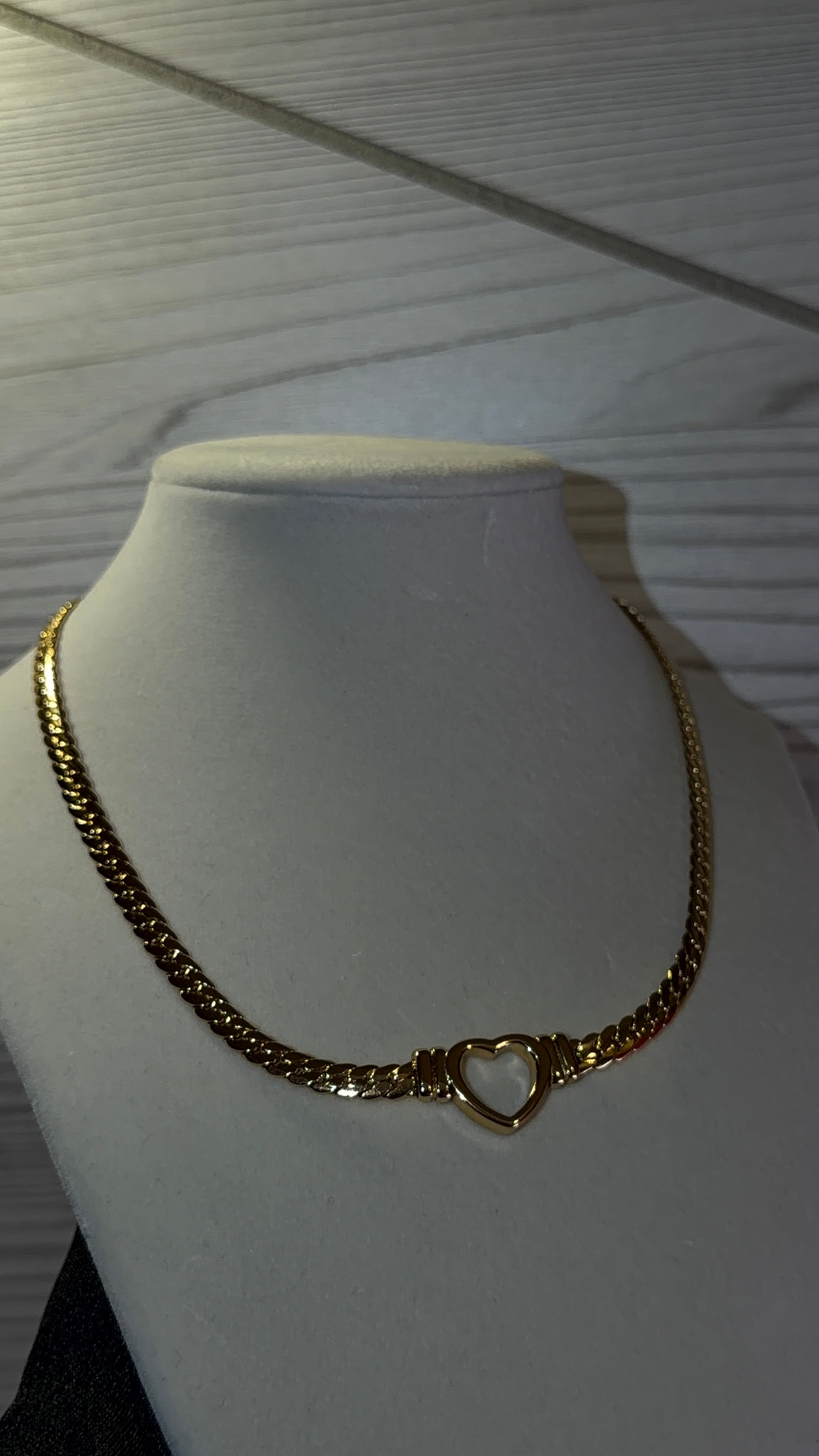 HEART CHARM | NECKLACE
